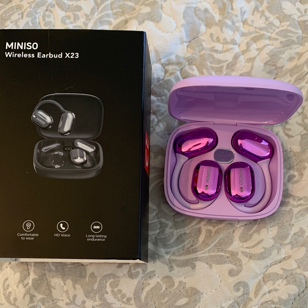 Miniso Wireless Earbuds X23 in Purple